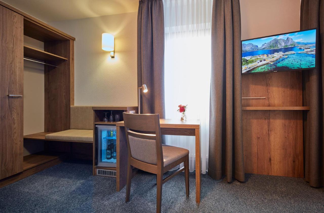 Hotel Garni Sonnenhof Reichenberg  外观 照片