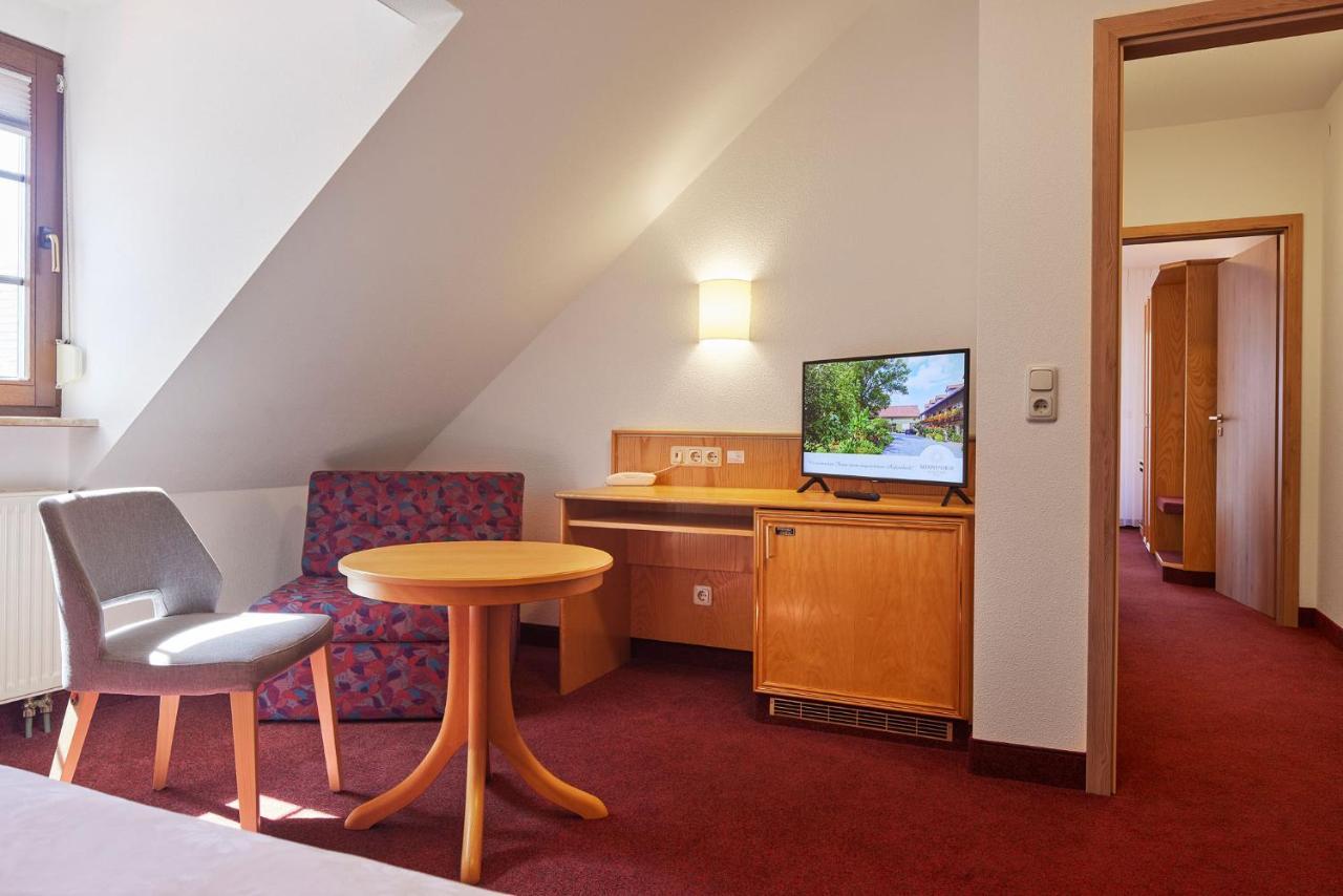 Hotel Garni Sonnenhof Reichenberg  外观 照片