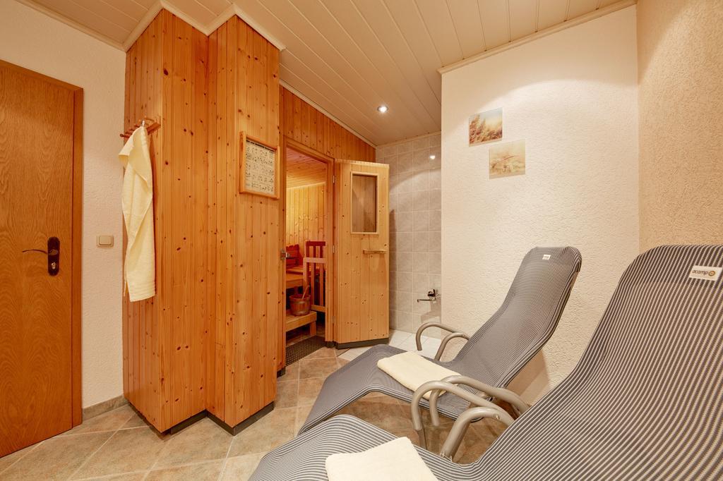 Hotel Garni Sonnenhof Reichenberg  外观 照片