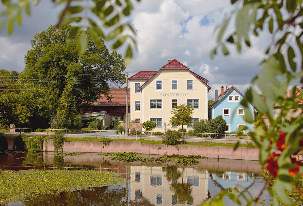 Hotel Garni Sonnenhof Reichenberg  外观 照片